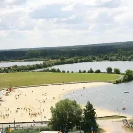 Hébergement de vacances Maison Charmante à Avec Jardin Et Parking Privé *
